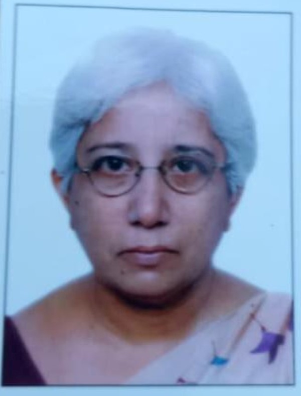 Dr.Veena Naik